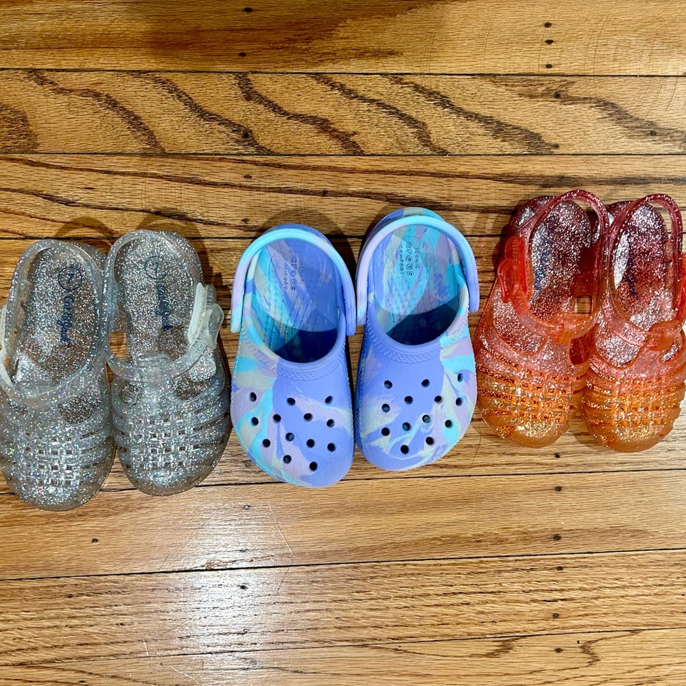Toddler girl's shoe bundle